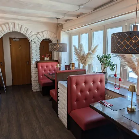 Westfalenkrug Hotel *