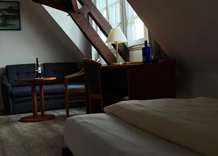 Westfalenkrug Hotel *